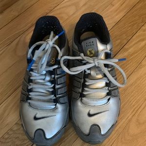 Nike Shox size 4.5